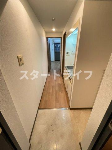 大阪市淀川区三国本町２丁目の賃貸マンションの玄関