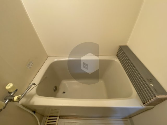 第5大原マンションの浴室