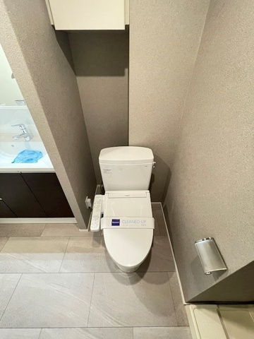 新品家具付きマンション新川3(KaGood東京)のトイレ