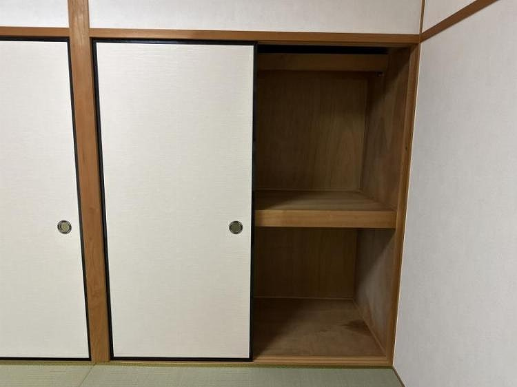 ジョイフル高見の収納
