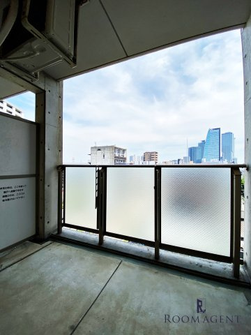 CITY SPIRE 名駅北のバルコニー