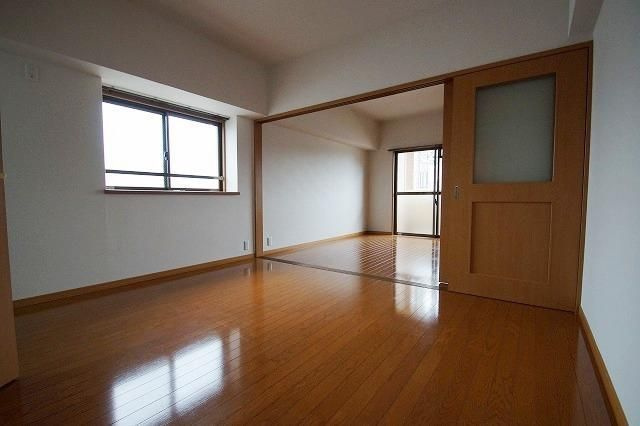 エスポワール南福岡の洋室