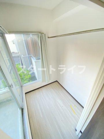 大阪市淀川区木川西４丁目の賃貸マンションの収納