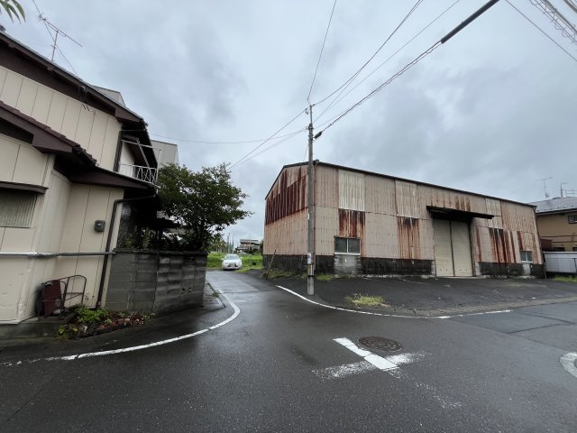 土地　西川手８丁目の前面道路含む現地写真|南道路