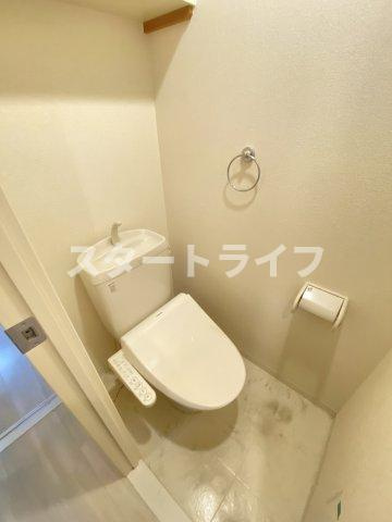 大阪市淀川区木川東４丁目の賃貸マンションのトイレ