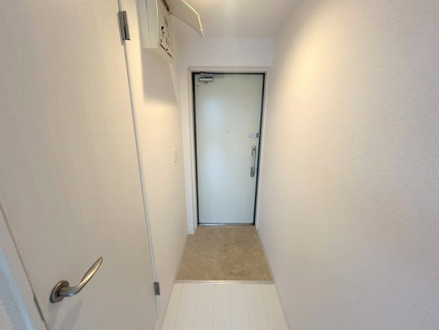RIHITO新大阪WESTの玄関