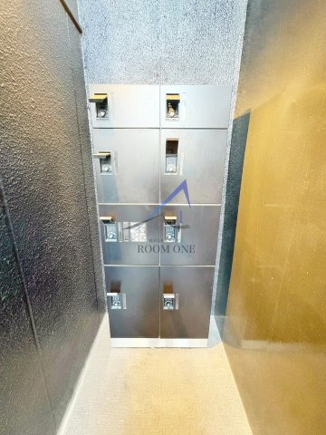 ＩＳＭ　ＨＩＧＡＳＨＩＭＵＫＯＪＩＭＡのその他共用部分|宅配ボックスです。