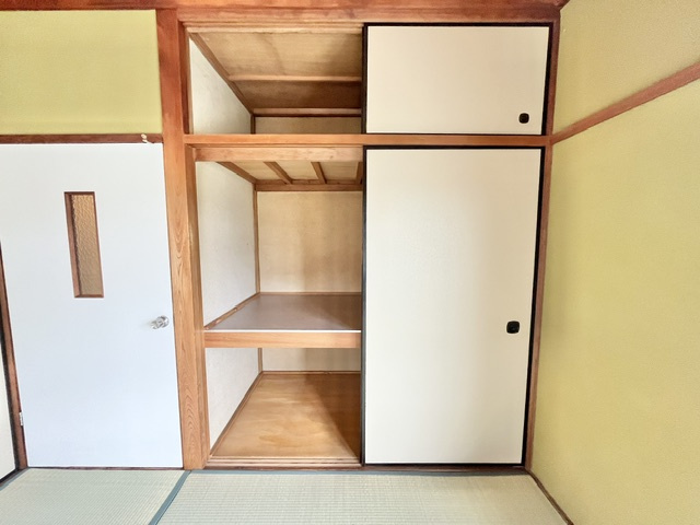 高松貸家の収納