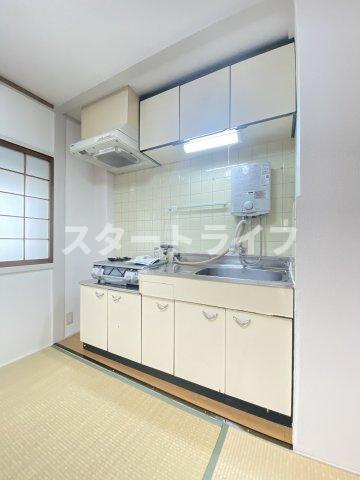 大阪市淀川区宮原５丁目の賃貸マンションのキッチン
