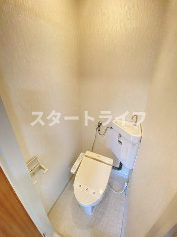 大阪市淀川区宮原５丁目の賃貸マンションのトイレ