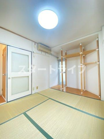 大阪市淀川区宮原５丁目の賃貸マンションの寝室