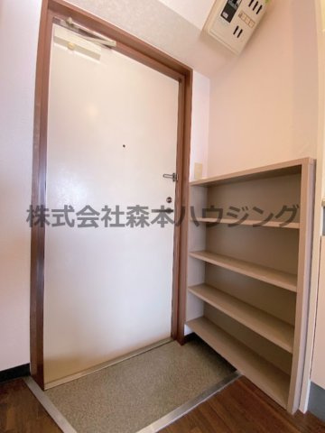 【収納】 | 　スタジオM | ※同タイプ別室の写真を使用しています。
　設備内容や色調など相違がある場合は実際のお部屋の現状優先となります。