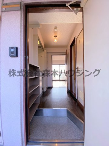 【内装】 | 　スタジオM | ※同タイプ別室の写真を使用しています。
　設備内容や色調など相違がある場合は実際のお部屋の現状優先となります。