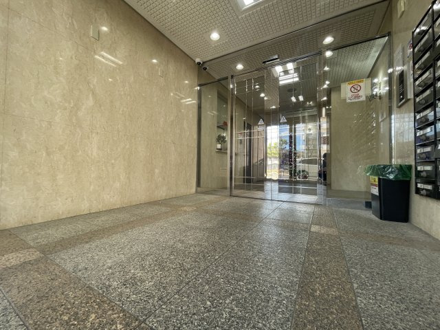 ローズコーポ阪神尼崎のロビー