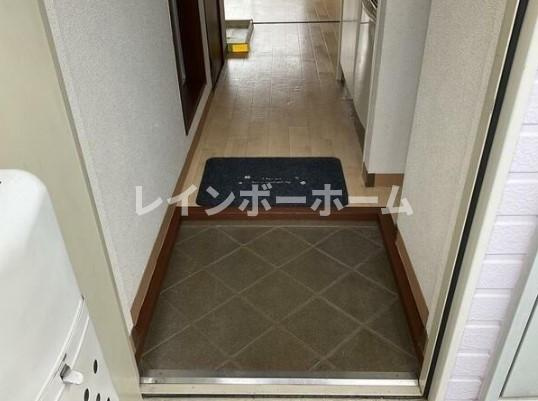 ヒルパールの玄関