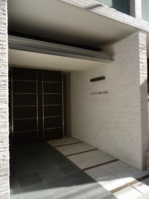 ＳＵＰＵＲＵＳＥ板橋弐番館のエントランス