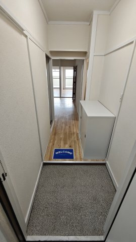 【玄関】ビレッジハウス港島タワー1号棟 