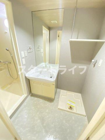 大阪市淀川区木川東４丁目の賃貸マンションの洗面所