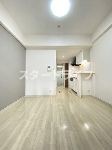 大阪市淀川区木川東４丁目の賃貸マンションの居間・リビング