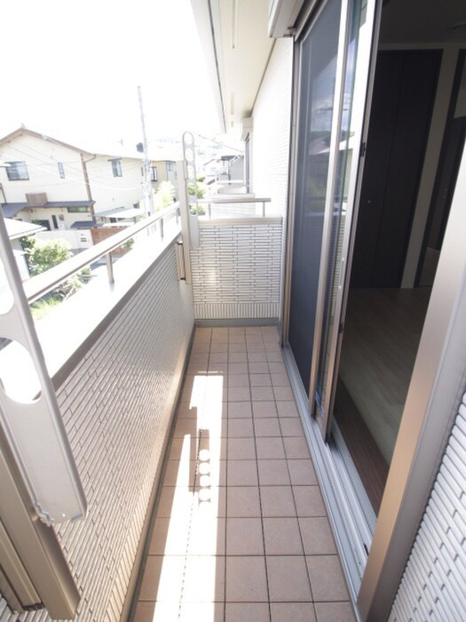 エルメゾン南うぐいす台のバルコニー