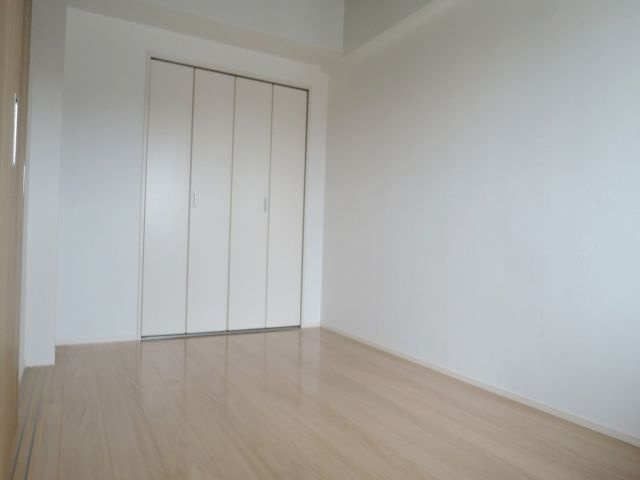 アクシオ小倉の洋室