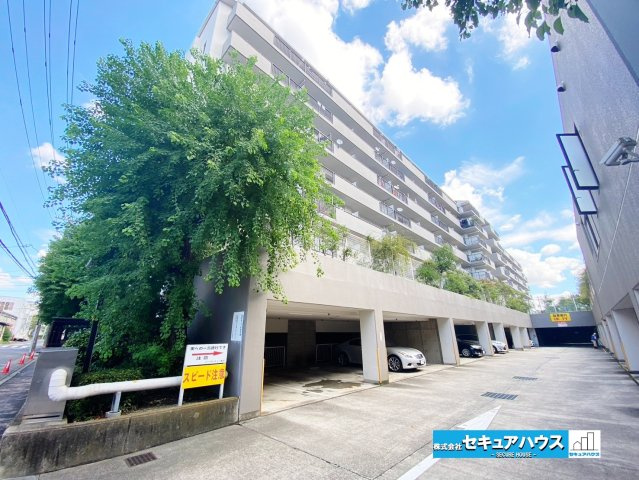 【中古マンション】パークシティ松下の外観|事前予約にて現地ご見学いただけます！お気軽にお問い合わせください♪
■株式会社　セキュアハウス■
住宅ローンに強く、知識、経験豊富なスタッフ在籍
お客様に寄り添い、ご成約後もサポート致します。　　　　