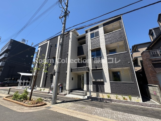 名古屋市東区出来町２丁目のアパートの外観