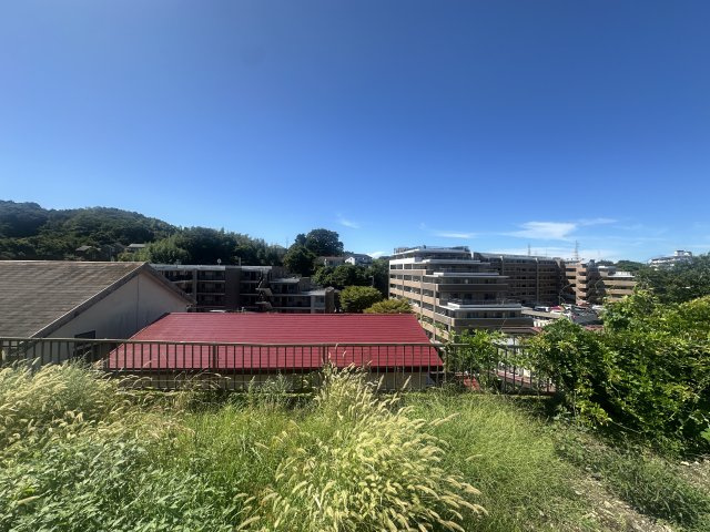 ｷﾀ━━━━(ﾟ∀ﾟ)━━━━!!大船も北鎌倉も楽しめちゃう！住環境良き立地の新築戸建！駐車も快適ですし、収納も盛りだくさん！完成後に決めたいと言う方、その前に無くなるかも『鎌倉市台４丁目』新築戸建の展望