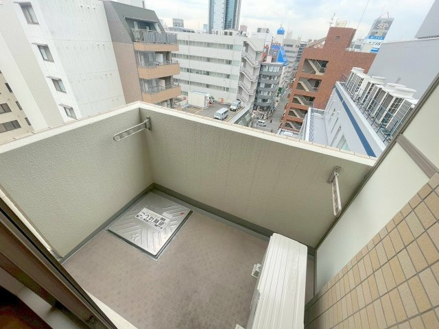 LUMINOUS新大阪のバルコニー