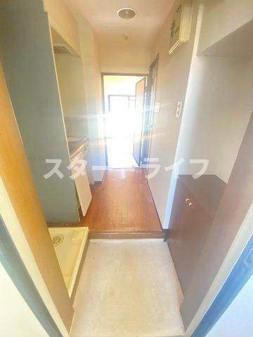 大阪市東淀川区東中島１丁目の賃貸マンションの玄関