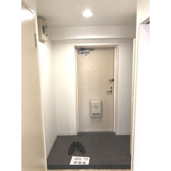 グリーンアベニューの玄関
