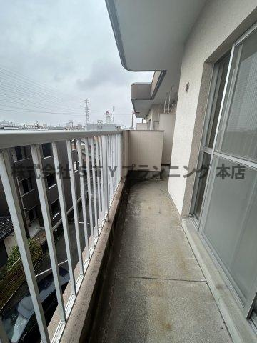 仲介手数料0円！ハイツ藤静のバルコニー