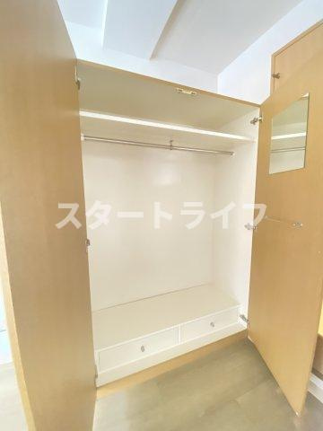 大阪市東淀川区東中島１丁目の賃貸マンションの収納
