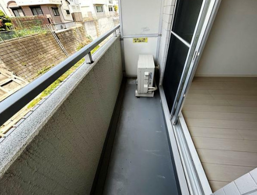 アンビックスつつじヶ丘のバルコニー