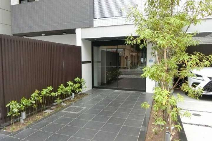 台東区北上野２丁目の賃貸マンションのエントランス