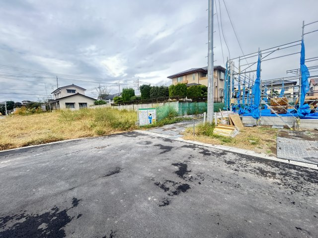 新築　前橋市下龍蔵寺町1期　1号棟の前面道路含む現地写真|現地写真　南側接道幅員約6ｍ
