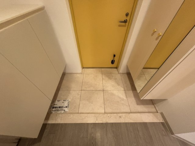 Le Porte-Bonheurの玄関