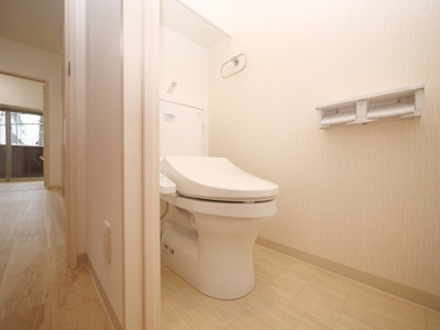 【トイレ】 | スタシオン河内山本 | 落ち着いた色調のトイレです