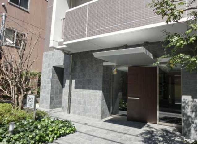 パークアクシス仲御徒町のエントランス