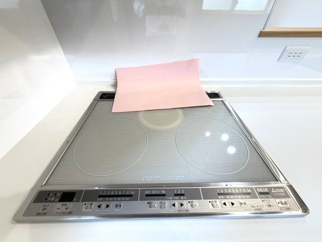 ワイウッドコート前橋市箱田町第9期　1号棟のその他|3口IHコンロ付きです♪