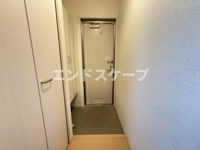 サンボナール新前橋の玄関|高崎、前橋エリアのお部屋探しはエンドスケープまで！お客様の理想お聞かせ下さい♪