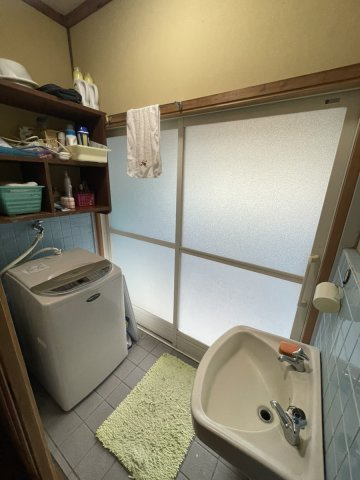 平山新町戸建ての脱衣所