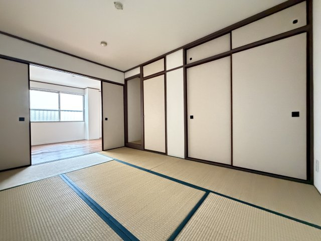タカシハイツの和室