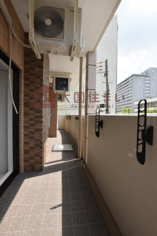【バルコニー】 | ラグゼ難波西I