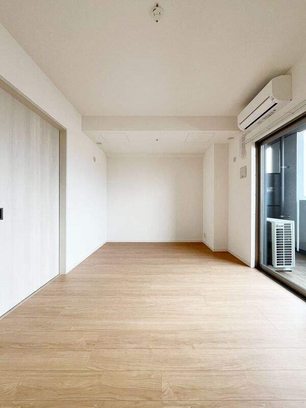 S-RESIDENCE伊都Attirantの居間・リビング