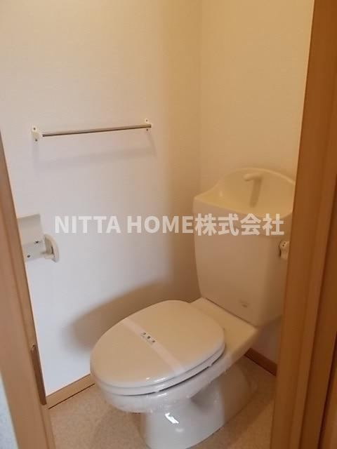 ディモーラAのトイレ|清潔感のあるトイレです♪