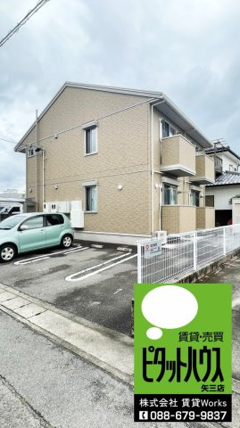 シャリオ　ガーデンの外観
