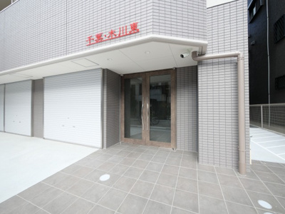 【エントランス】 | 千葉・木川東 | 落ち着いたエントランスです