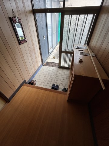 江刺八日町一丁目の玄関