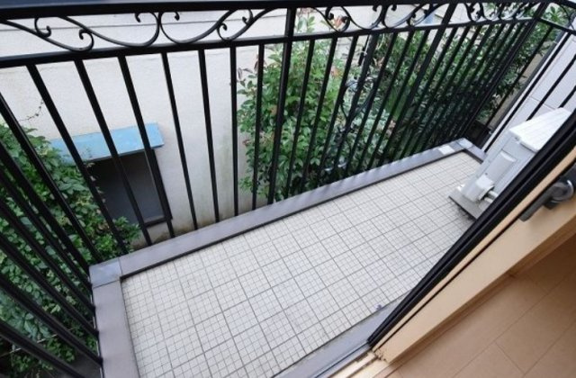 プレミール小島町のバルコニー